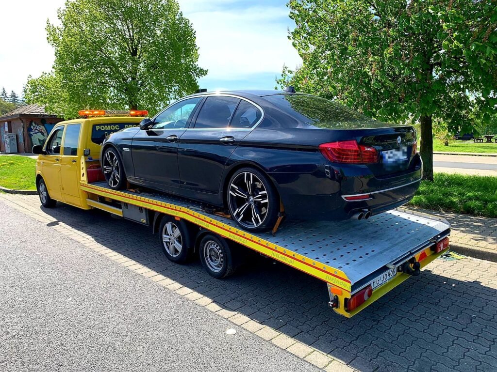Autostrada A10 to miejsce, gdzie kłopoty na drodze mogą się zdarzyć. Skorzystaj z naszej pomocy drogowej na autostradzie A10, jesteśmy dostępni 24/7.
